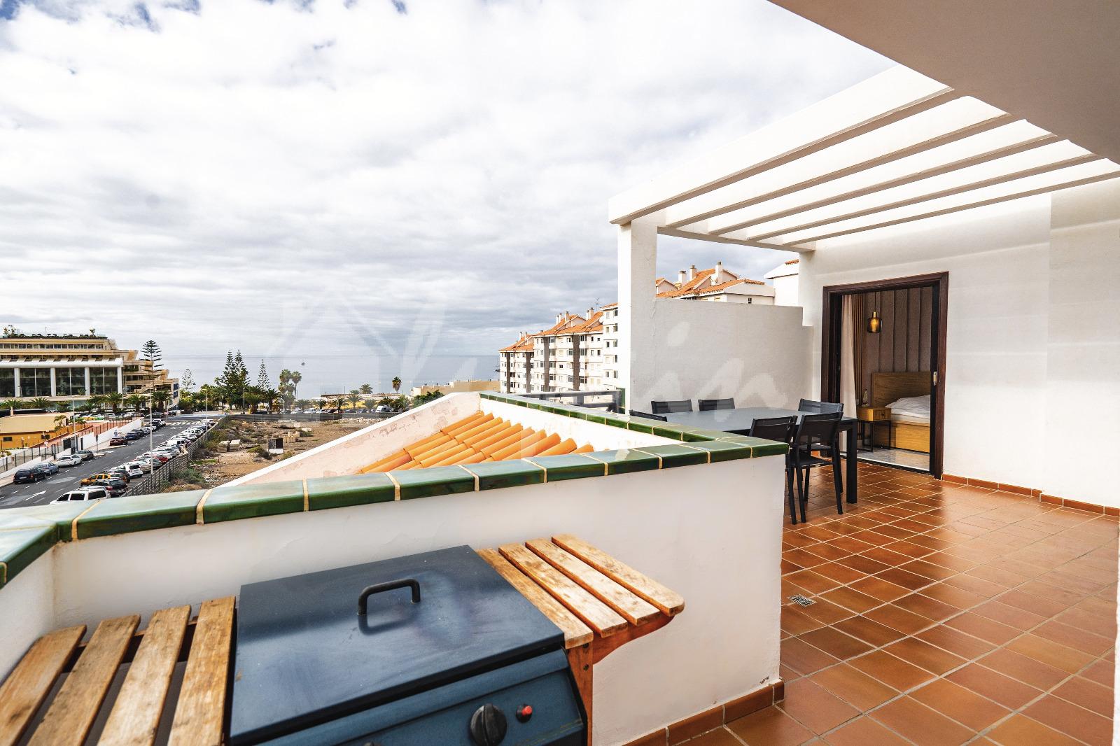 Apartment in Los Cristianos - view 1