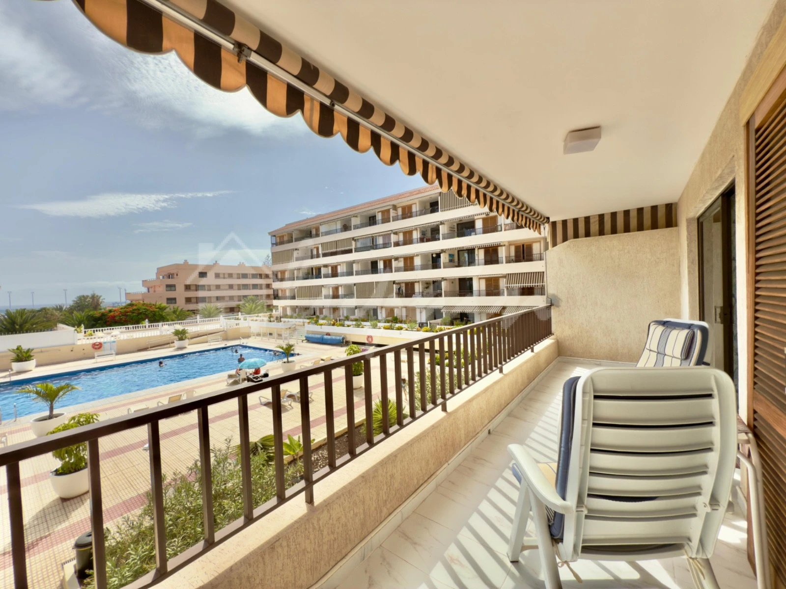 Apartment in Los Cristianos - Image 2