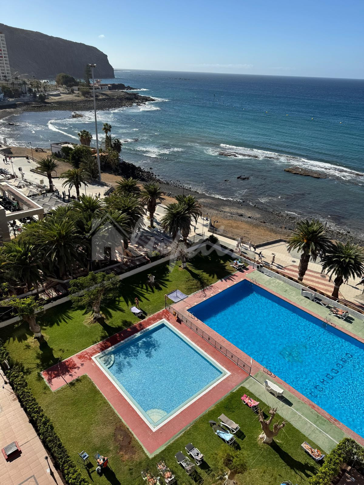 Apartment in Los Cristianos - view 1