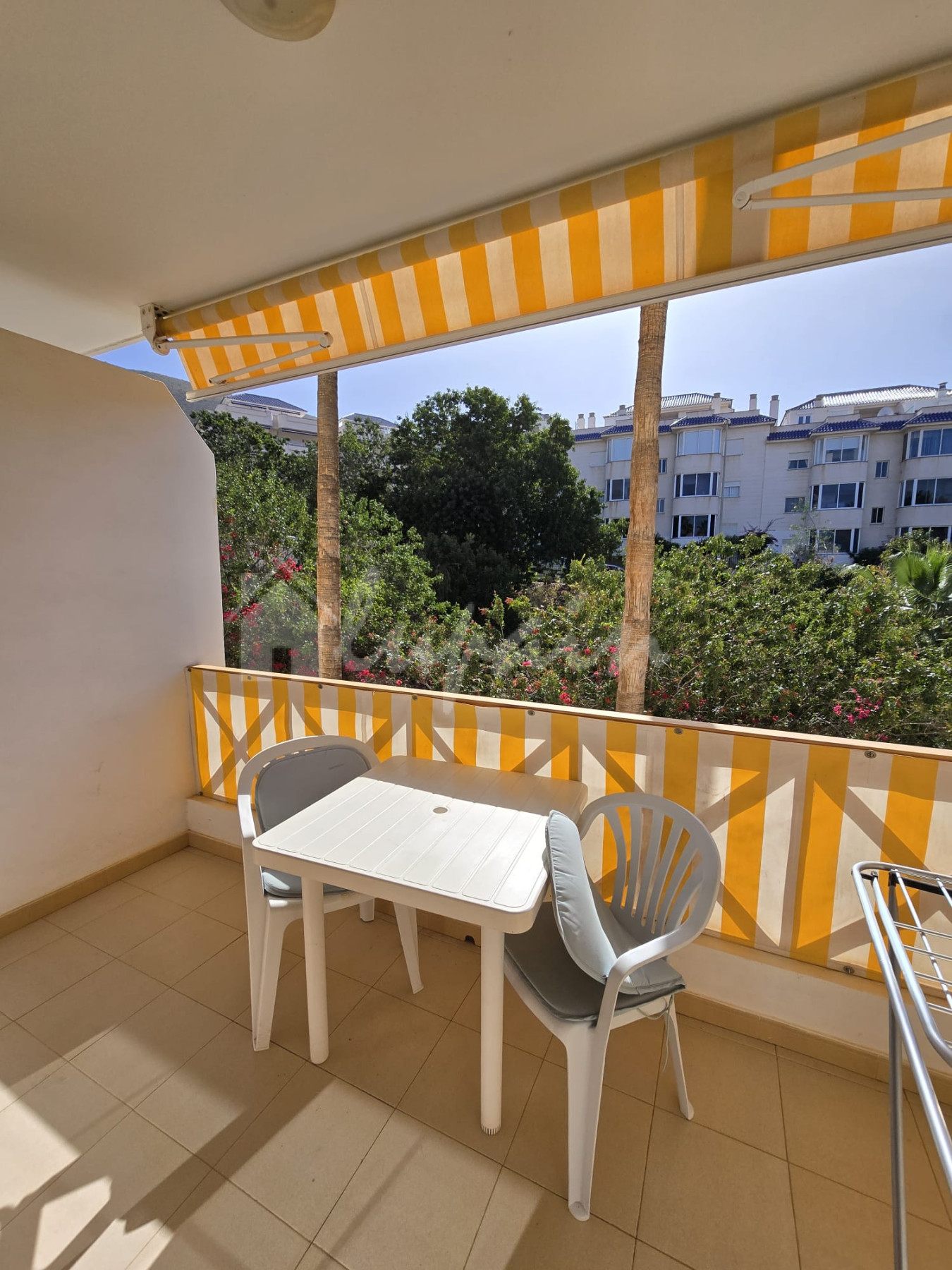 Apartment in Los Cristianos - Image 2