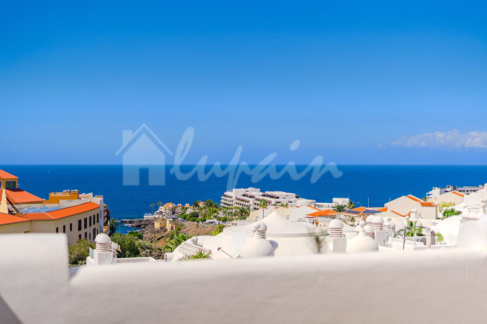 Apartment in Playa Paraiso - view 1